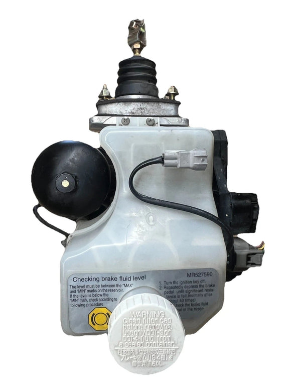 2001-2002  Mitsubishi Montero ABS Pump Brake Booster Master Cylinder MR407202 Generic