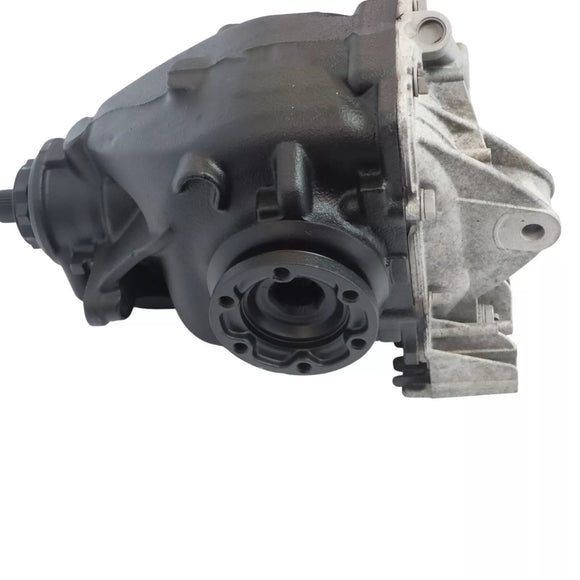 BMW Z4 E89 N52 2.3i Automatic Rear Differential 7576668 33107576668 Generic