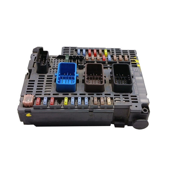 BSM Fuse Box 9674922080 BSM-Z04-00 For Citroën DS5 11-15 Peugeot 508 2010-