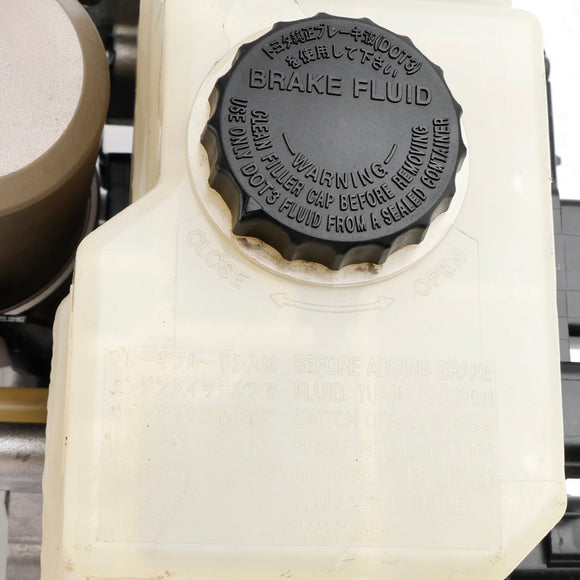 1998-1999 Lexus LX470 ABS Pump Master Cylinder Booster Actuator 47050-60010 Generic